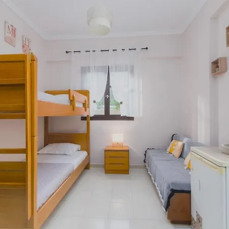 Peaceful House By The Creek 2 بينيتسيس
